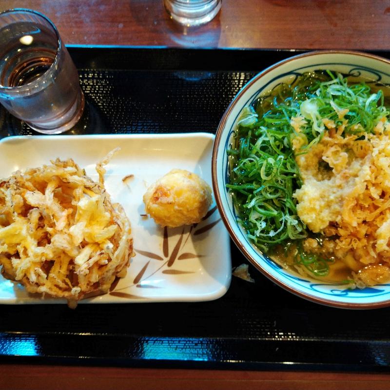 かけ(大)、野菜かき揚げ、半熟たまご天(丸亀製麺立川若葉)