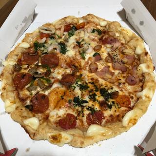 チーズンロールツイスト・クワトロ【Lサイズ】(ドミノ・ピザ足利店)