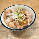 ミニチャーシュー丼(麺100％)