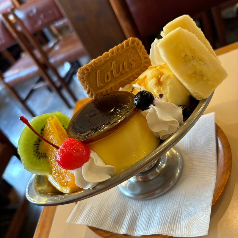 喫茶店のプリンアラモード(サンコーヒー)