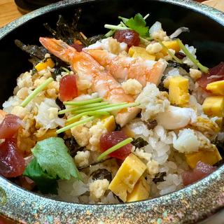 ちらし寿司(寿司割烹 郷味)