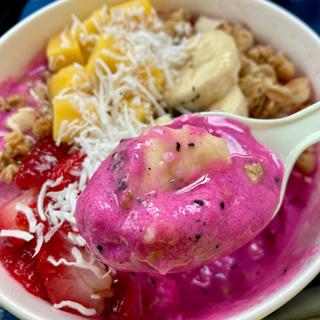 ピンクバナナ（ベース：ミルク）(Mauloa Acai and Cafe （マウロア アサイー アンド カフェ）)