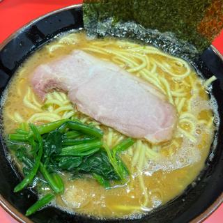 ラーメン・中(横浜ラーメン真砂家)