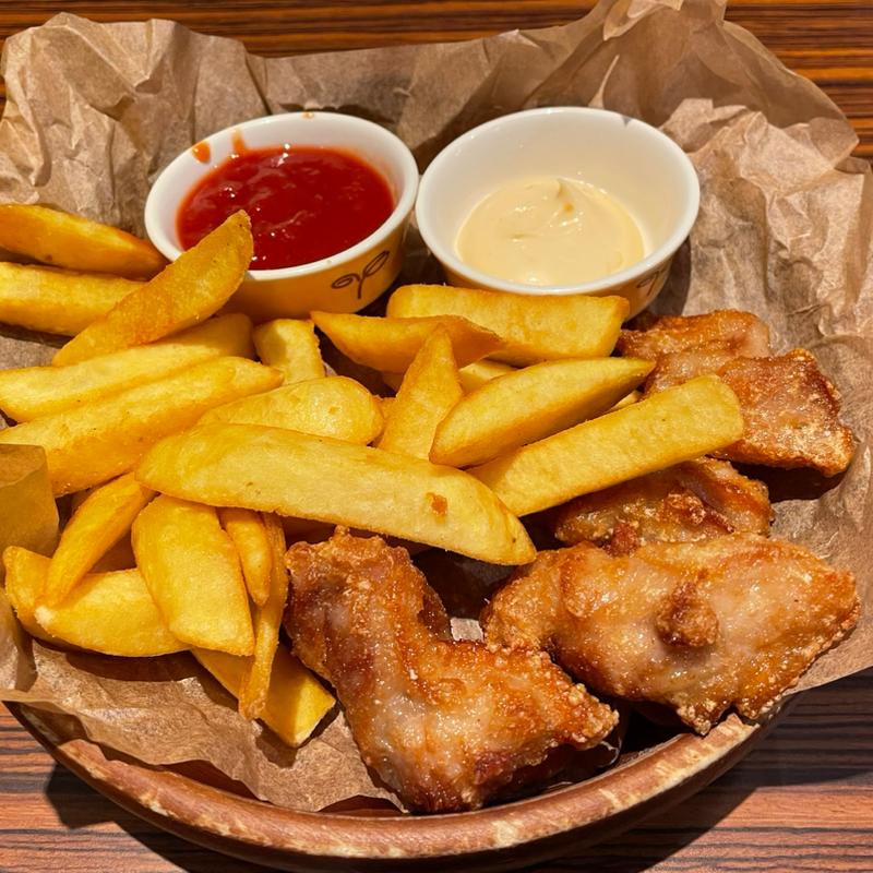 ザンギ&ポテト(びっくりドンキー足立東和店)