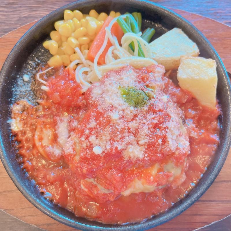 トマトチーズハンバーグ(洋食ハウス グッド・ヒル)