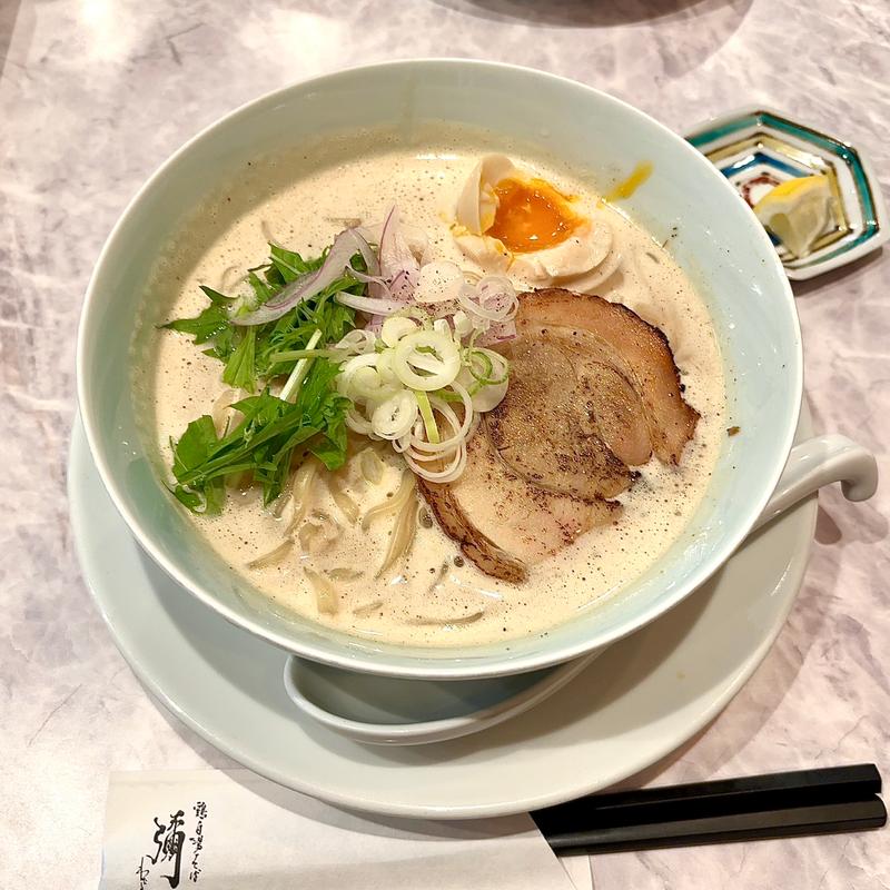鶏白湯ラーメン(鶏白湯そば 彌)