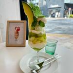 静岡県産メロンとクリームチーズのパフェ(SWEETS＆GELATO JUGO)