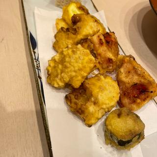 夏野菜の天ぷら(呑喰屋 おもて)
