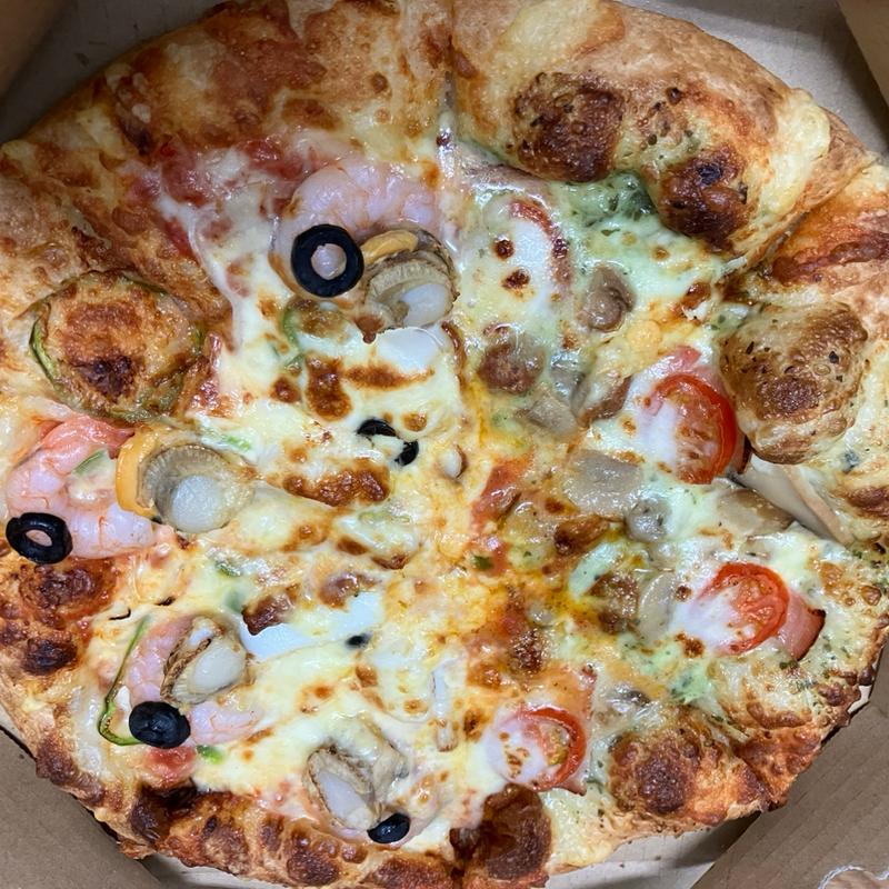 海鮮グルメ&イタリアンバジルM(オーシャンズピザ)