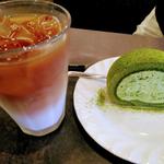 抹茶ロールケーキ(さかい珈琲 高蔵寺店)