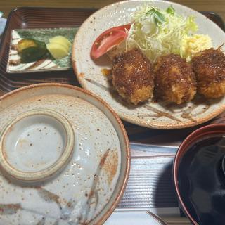 カニクリームコロッケ定食(レストランかしわ)