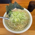 ラーメン(カマリヤ大将)