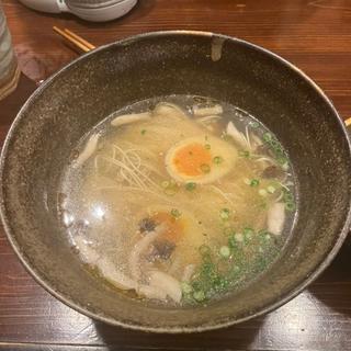 煮卵にゅうめん(鶏屋 はっぽんめ 天五店)