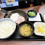 ハムエッグ納豆定食(吉野家 中目黒駅前店 )