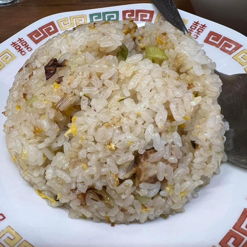 炒飯(餃子菜館 万徳 （マントク）)