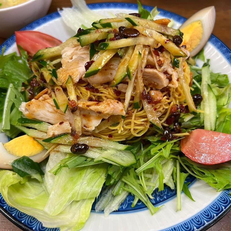 冷やし中華(餃子菜館 万徳 （マントク）)