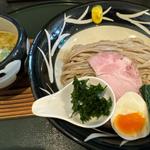 白湯つけ麺