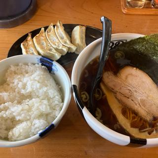 醤油ラーメン餃子ライスセット(ラーメンのしめ )