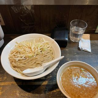 (ブンブンマル)