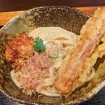 とり天ちく天ぶっかけうどん(自家製うどん天羽)