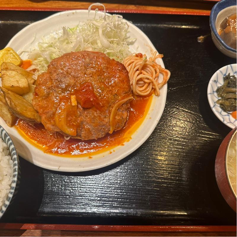 トマト煮込みハンバーグ(みさち屋 )