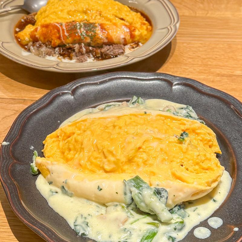 チキンとほうれん草のクリームオムライス(ESPRESSO D WORKS 名古屋)
