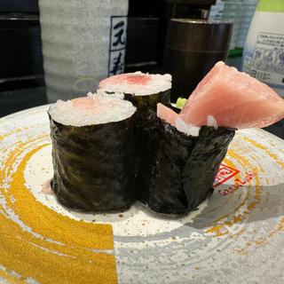 手巻きトロ(元祖寿司 飯田橋店)