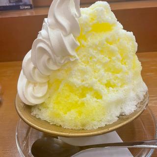 かき氷　レモン＋ソフトクリーム＋練乳