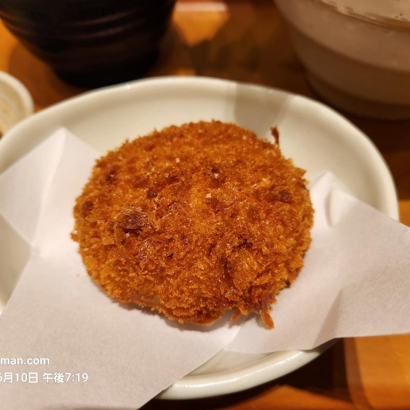 羊蹄山男爵コロッケ(㐂久好 イオンモールナゴヤドーム前)