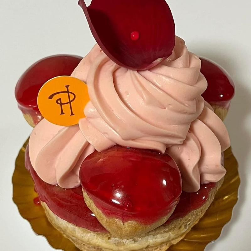 サントノレイスパハン(ピエール・エルメ・パリ 青山)