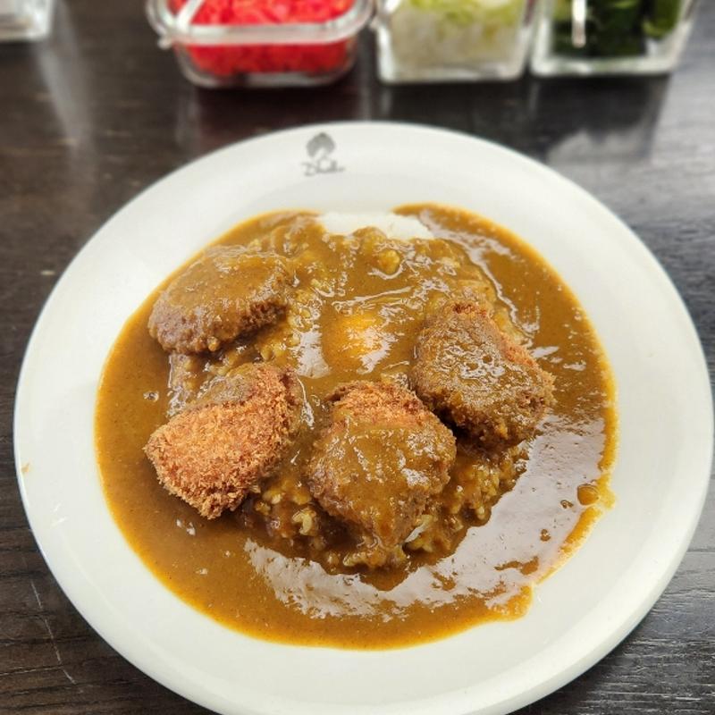 ヘレカツカレー(4ヶ) 玉子(カレーショップ ダール)