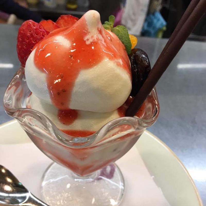 イチゴサンデー(スイートハウスわかば )