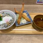 しらす丼と海老フライ(漁師食堂 三河丸（NEOPASA岡崎フードコート内）)