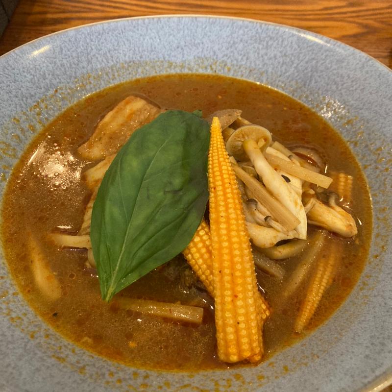 レッドポークカレー(ｐｏｔｌｕｃｋ)