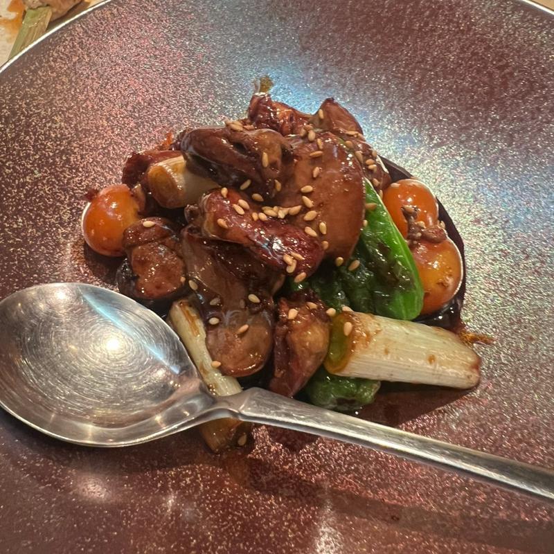 京赤地鶏もつ煮(酉こう )