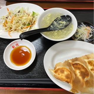 (歓迎（ホアンヨン） 本店)