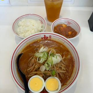 味噌卵麺定食(蒙古タンメン中本 草加)