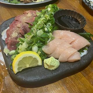 鶏のレバ刺し(とり悠 同心店)