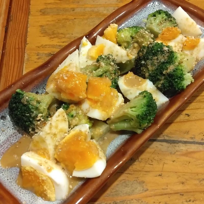 胡麻たっぷり！ごまだれブロッコリー(目利きの銀次 長津田南口駅前店)