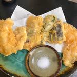 ハモ、アナゴ、ウツボの天ぷら
