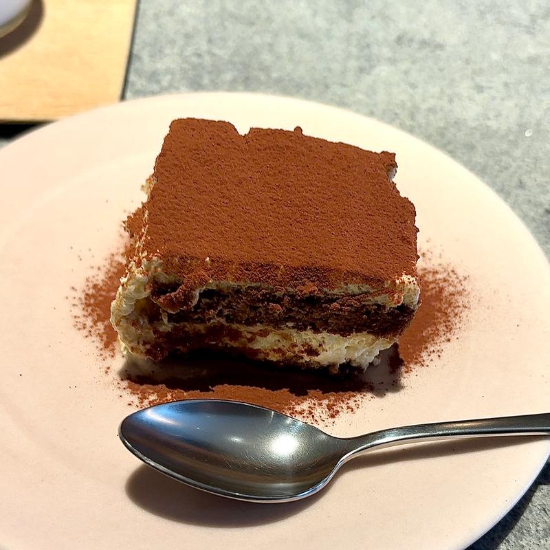 ティラミス(MOTO COFFEE 内本町店)