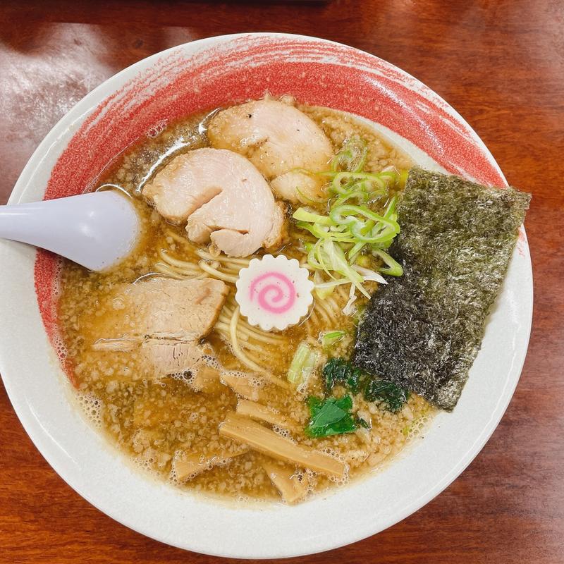 アゴ出汁背脂醤油麺(どさん子 亀有南口店)