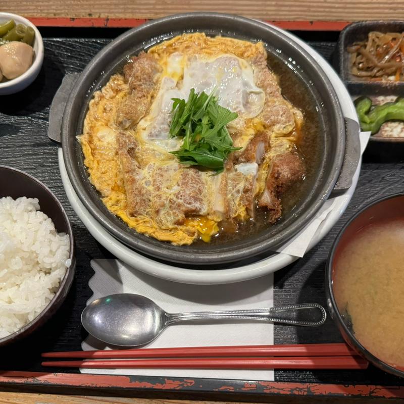 かつ煮定食(鳥一 外苑前店 （とりいち）)