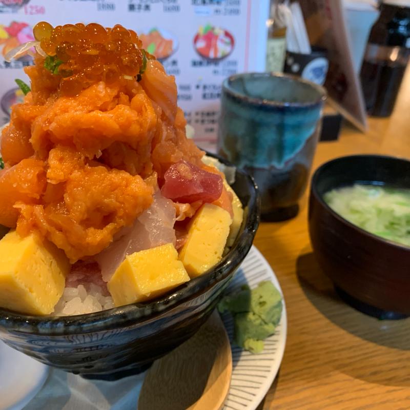 わさびのバラちらし(神保町 すし わさび)