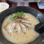 鶏白湯しじみラーメン