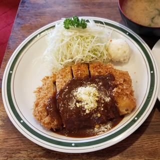 ポークカツレツ定食(かつれつ四谷たけだ )