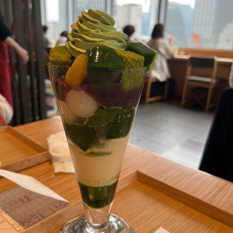 特選都路里パフェ(茶寮都路里 大丸東京店 （さりょうつじり）)