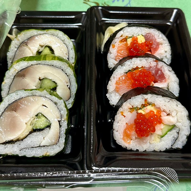 〆さばの広島菜絵巻、海鮮絵巻(ちよだ鮨 曳舟店)