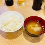 ロースかつ定食(とんかつ まるに)