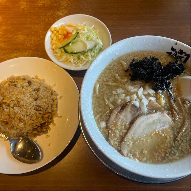 中華そば＋半ちゃーはん(酒麺亭　潤 燕総本店 （しゅめんてい じゅん）)
